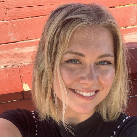 Meet your Posher, Tara - Picture 1 of 1